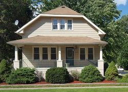 Pre-foreclosure Listing in CRESCENTWOOD AVE EASTPOINTE, MI 48021