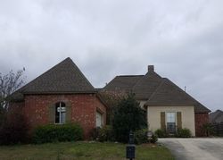 Pre-foreclosure in  CONCORD DR Walker, LA 70785