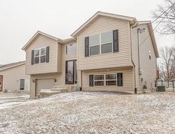 Pre-foreclosure Listing in WILLIAMS ST MARYVILLE, IL 62062