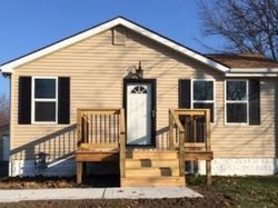 Pre-foreclosure Listing in HUMBERT RD GODFREY, IL 62035