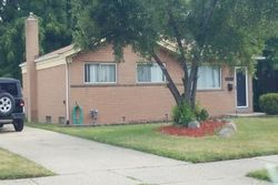 Pre-foreclosure Listing in IRENE CT WARREN, MI 48088