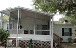 Pre-foreclosure in  EVERGLADE DR Niceville, FL 32578
