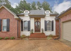 Pre-foreclosure in  HARTFIELD DR Madison, MS 39110