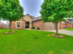 Pre-foreclosure in  SW 124TH PL Oklahoma City, OK 73173
