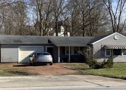 Pre-foreclosure Listing in N 16TH ST NEW CASTLE, IN 47362