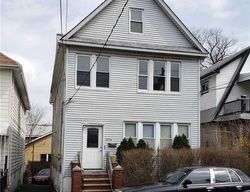 Pre-foreclosure Listing in AMUNDSON AVE BRONX, NY 10466