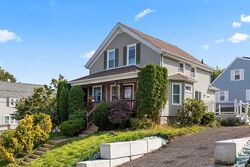 Pre-foreclosure in  MOUNT PLEASANT ST Fall River, MA 02720