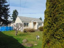 Pre-foreclosure in  NE 160TH AVE Portland, OR 97230