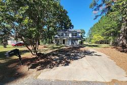 Pre-foreclosure in  WOODMARK DR Fayetteville, NC 28314