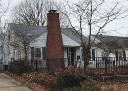 Pre-foreclosure in  N ILLINOIS ST Springfield, IL 62702