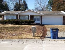 Pre-foreclosure in  FOX HALL LN Florissant, MO 63033
