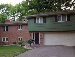 Pre-foreclosure in  45TH ST Moline, IL 61265