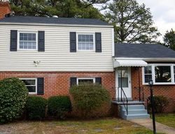 Pre-foreclosure Listing in CARLSTONE DR HIGHLAND SPRINGS, VA 23075