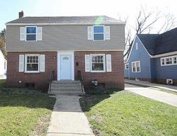 Pre-foreclosure in  23RD ST Rockford, IL 61108