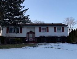 Pre-foreclosure Listing in KATHY DR PITTSFORD, NY 14534
