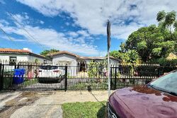  Sw 6th St, Miami FL
