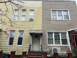 Pre-foreclosure in  27TH ST Long Island City, NY 11101