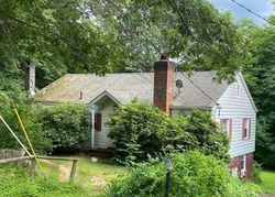  Grandview Dr, Mahopac NY