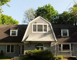 Pre-foreclosure in  WOODLAND AVE Brookhaven, NY 11719