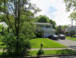 Pre-foreclosure in  TULIPWOOD DR Commack, NY 11725