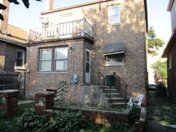 Pre-foreclosure in  S LAFLIN ST Chicago, IL 60620