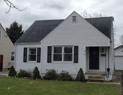 Pre-foreclosure Listing in W WAYNE ST LIMA, OH 45805