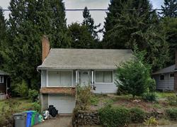 Pre-foreclosure in  SW 4TH AVE Portland, OR 97219