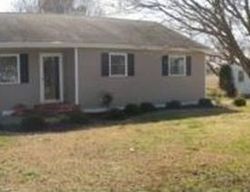 Pre-foreclosure in  HEARNS POND RD Seaford, DE 19973