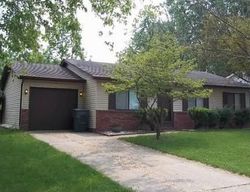 Pre-foreclosure in  BRETTON WOODS DR Columbus, OH 43231