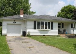 Pre-foreclosure Listing in GOLFVIEW DR WASHINGTON COURT HOUSE, OH 43160