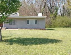  Whitehall Cir, Paris TN