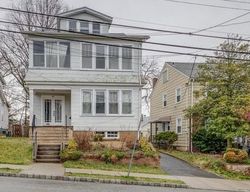 Pre-foreclosure Listing in HILLCREST RD MAPLEWOOD, NJ 07040