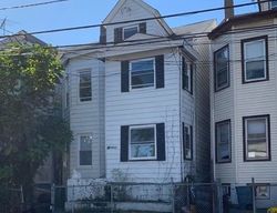 Pre-foreclosure Listing in KEARNEY ST PATERSON, NJ 07522