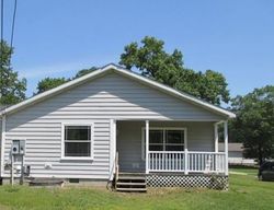 Pre-foreclosure Listing in E 1040 N DEMOTTE, IN 46310