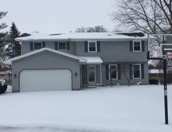 Pre-foreclosure in  OAKWOOD CT Elkhart, IN 46516