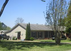 Pre-foreclosure Listing in CHEYENNE DR JACKSON, TN 38305