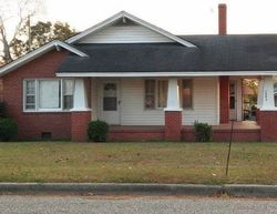 Pre-foreclosure Listing in S WASHINGTON AVE DUNN, NC 28334