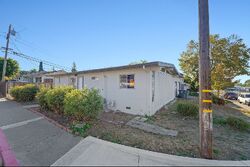 Pre-foreclosure in  BAYWOOD DR Vallejo, CA 94591