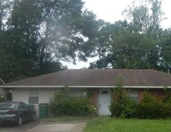 Pre-foreclosure in  BLUEBIRD DR Slidell, LA 70458