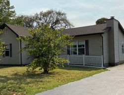 Pre-foreclosure Listing in BARKLEY ST GRANITE CITY, IL 62040