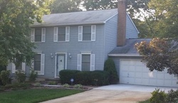  Treetop Ln, Lanham MD