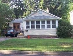 Pre-foreclosure in  5TH AVE Warminster, PA 18974