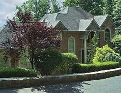 Pre-foreclosure Listing in JOHNSTON DR WATCHUNG, NJ 07069