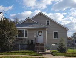 Pre-foreclosure Listing in RIDGEDALE AVE WOODBRIDGE, NJ 07095