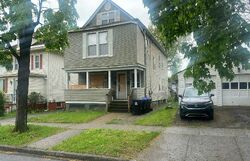 Pre-foreclosure in  GRUBB ST Poughkeepsie, NY 12603