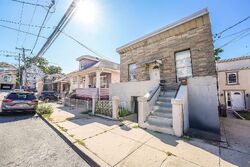Pre-foreclosure in  BERGENWOOD AVE North Bergen, NJ 07047