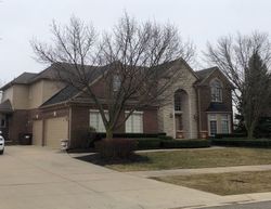  Whispering Hills Dr, Utica MI