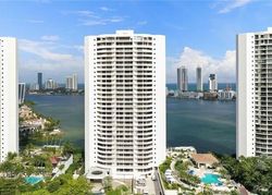  Island Blvd , North Miami Beach FL
