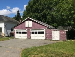 Pre-foreclosure Listing in HAYSTACK RD MAPLETON, ME 04757