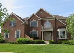 Pre-foreclosure in  TWIN EAGLES CT Lake Zurich, IL 60047